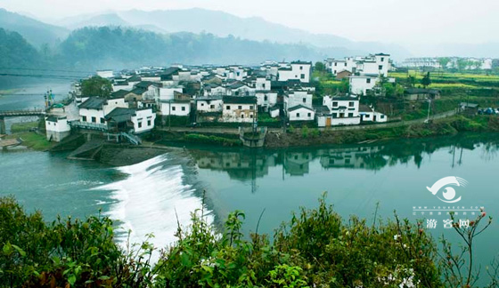 贺：鸿福祥安徽黄山徽州区老北京布鞋专卖店即