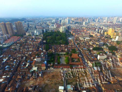 贺：福建厦门芗城区鸿福祥布鞋专卖店即将开业